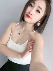 时尚精致美娇妻
