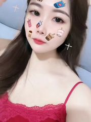 翘臀吊带肉感妹子