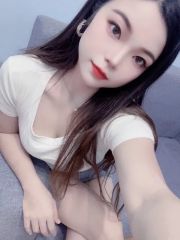 身材高挑御姐樱桃小嘴吹箫棒