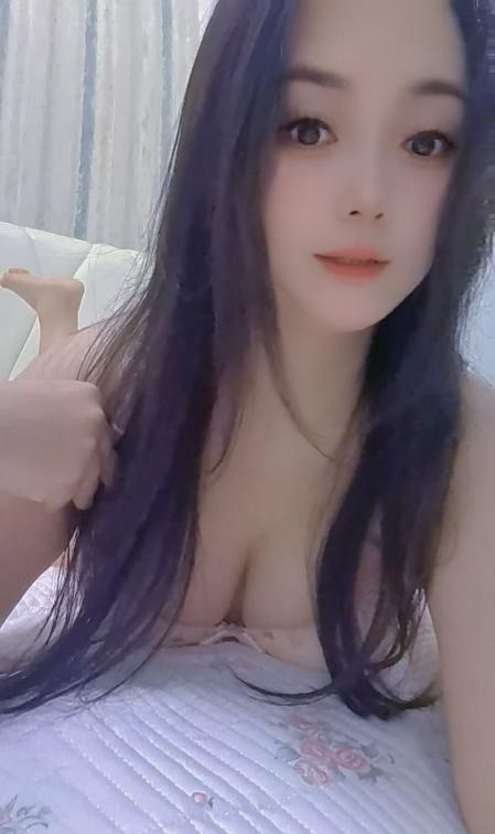 兼职性感密臀风骚妹