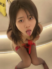 小姐姐体验不一样的感觉