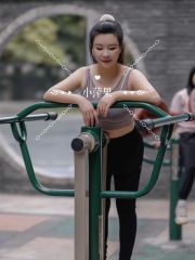水床巨乳少妇