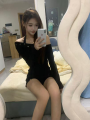 粉嫩鲍鱼妹