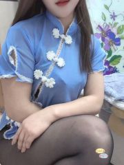 甜美妹子小然