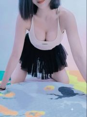 短发美女小少妇