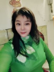 龙湖喷潮大奶黑丝御姐
