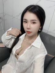 高挑纤细白嫩妹，口活很好
