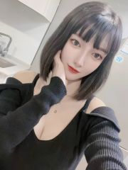 美艳动人小女友橙子