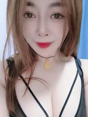 甜美粉嫩水多的御姐
