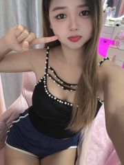 翘臀美腿紧致小妹