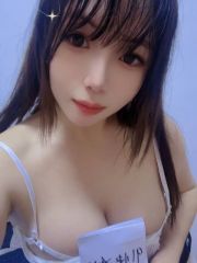 白云糖糖可舌吻