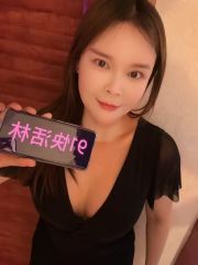 诱惑口爆少妇