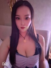 高颜值小妹让我欲罢不能