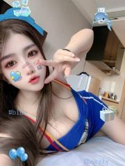 体验美乳情趣女神
